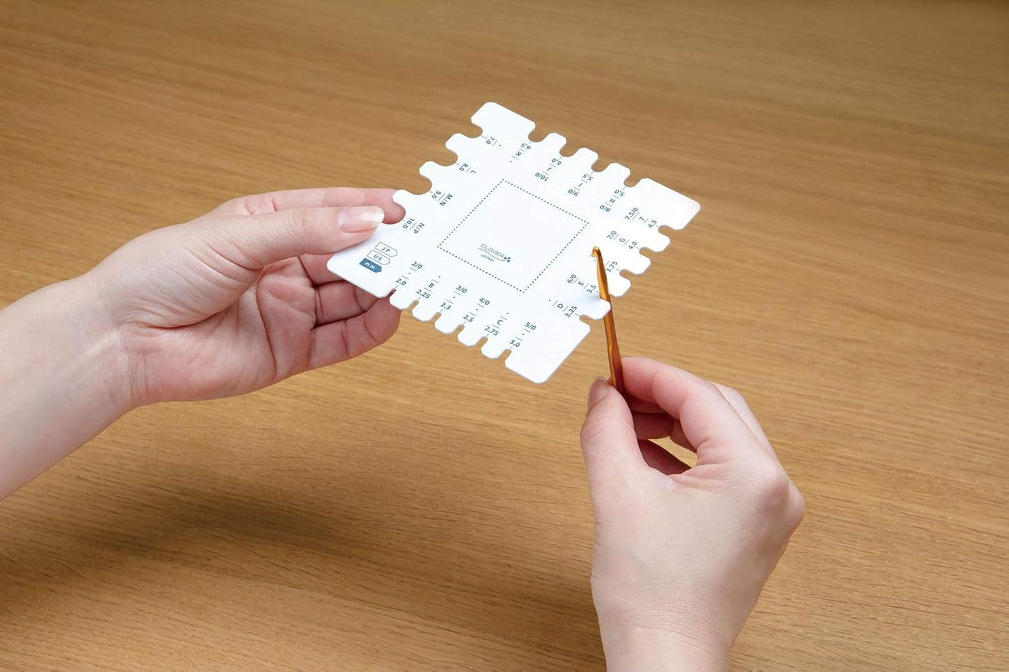 Swatch Ruler & Needle Gauge, White